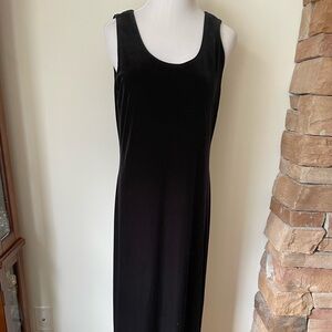 Black velvet sleeveless maxi dress. Size10